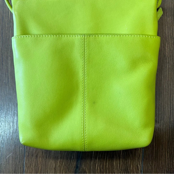 ILI New York Midi Sac Style in Pear - Picture 8 of 10